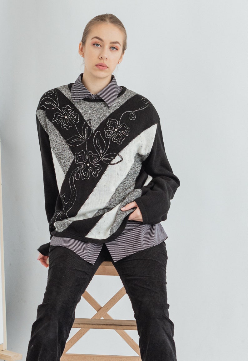Vintage Oversized Boxy Fit Knitted Wool Jumper in Black