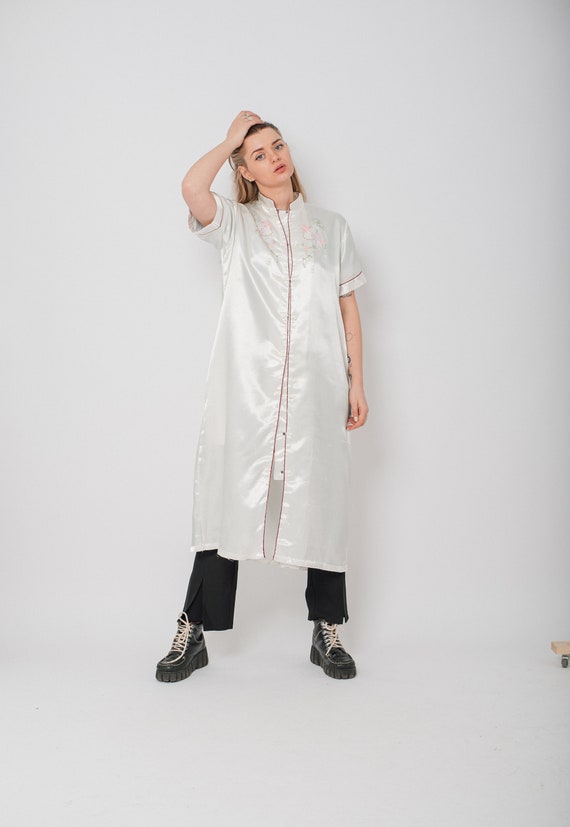 Vintage 90s Oriental Maxi Embroidered Dress/Kimono