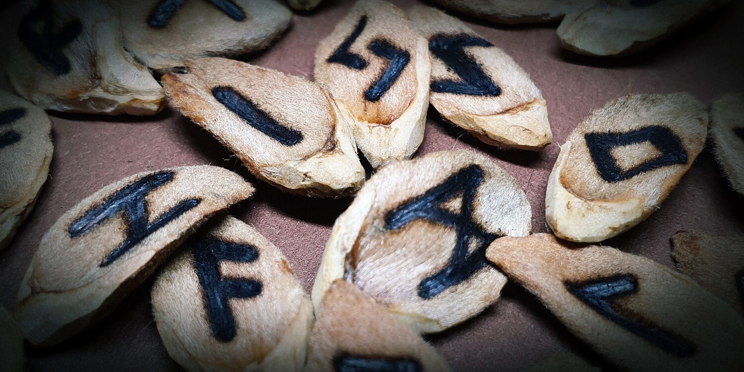 Beechnut Rune Set – Handcrafted Elder Futhark (24 Runes) with Interpretation Guide and Cloth Bag – Germanic Oracle, Vikings, Esoteric