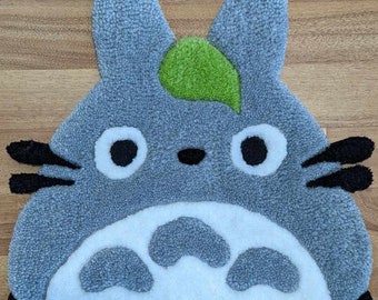 Lapin gris avec tapis en feuilles ~*~ Fabriqué sur commande ~*~ Tapis vifs