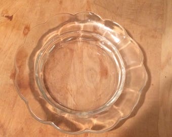 Glass serving plate bowl with flower design