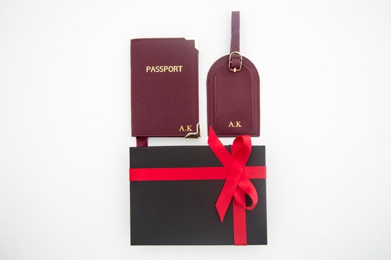 passport holder and luggage tag gift set