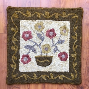 Rug Hooking Kit or Pattern "Prim Flowers", 14"x14"