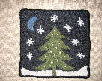 Rug Hooking Kit or Pattern "Wintertime at Night" 10"x10", primitive design