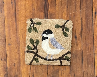 Rug Hooking Kit/Pattern "Small Chickadee Rug Mug/Coaster" 6"x6