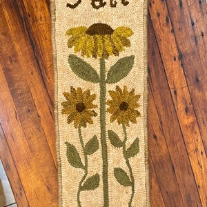 Hooked Rug - Etsy