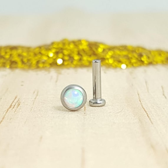 White Opal in Bezel and Labret Post in Titanium for Medusa