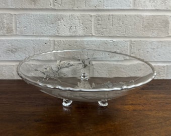 Beautiful Vintage Silver City Glass Footed Bowl with Sterling Floral Overlay