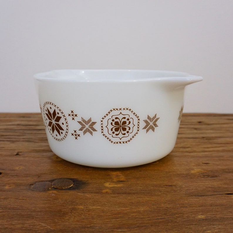 Vintage Pyrex 473 Cinderella Town & Country Brown Snowflake 1 qt Round Casserole Dish image 3