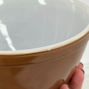 Small Pyrex Bowl in Brown Ideal for Mixing, Baking, Serving Holds 1 1/2 Pints Kitchen Essential image 5