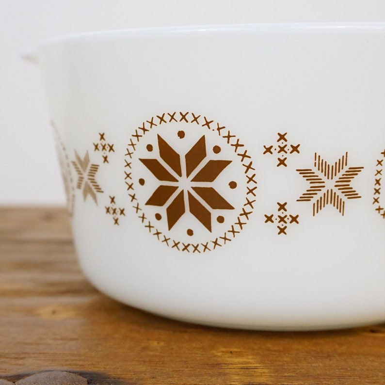 Vintage Pyrex 473 Cinderella Town & Country Brown Snowflake 1 qt Round Casserole Dish image 6