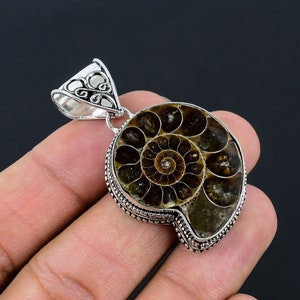 Ammonite Gemstone Silver Pendant-925 Sterling silver Pendant-Handmade Jewellry-Ammonite silver Vintage Pendant jewelry for Birthday Gifts zdjęcie 1