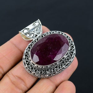 Kashmiri Red Ruby Sterling Silver Pendant: Vintage Oval Jewelry