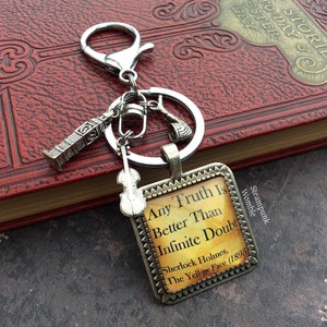 Sherlock Holmes keychain, The Yellow Face, 221b Baker Street, Sherlock Holmes gift, Sherlock quote, Detective gift, Police officer gifts