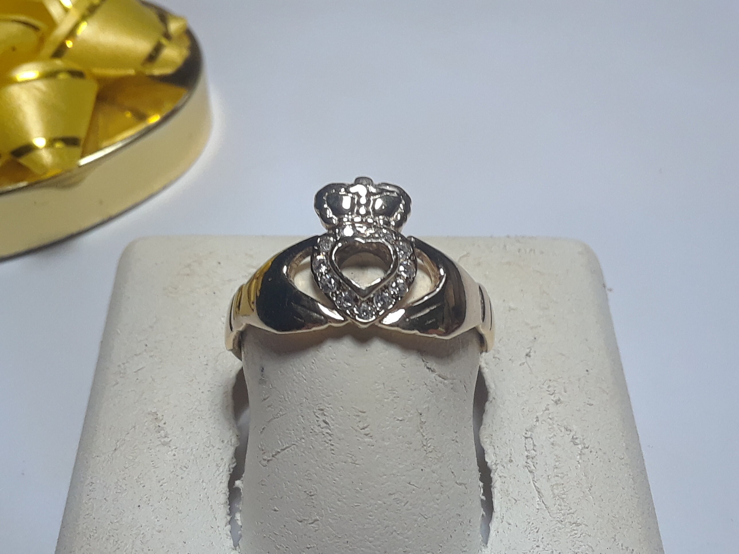 Mormon wedding ring right hand deals