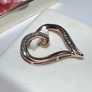 Estate .15cttw Natural Round Diamond 10Kt Rose Gold freeform Open Heart Pendant #18382