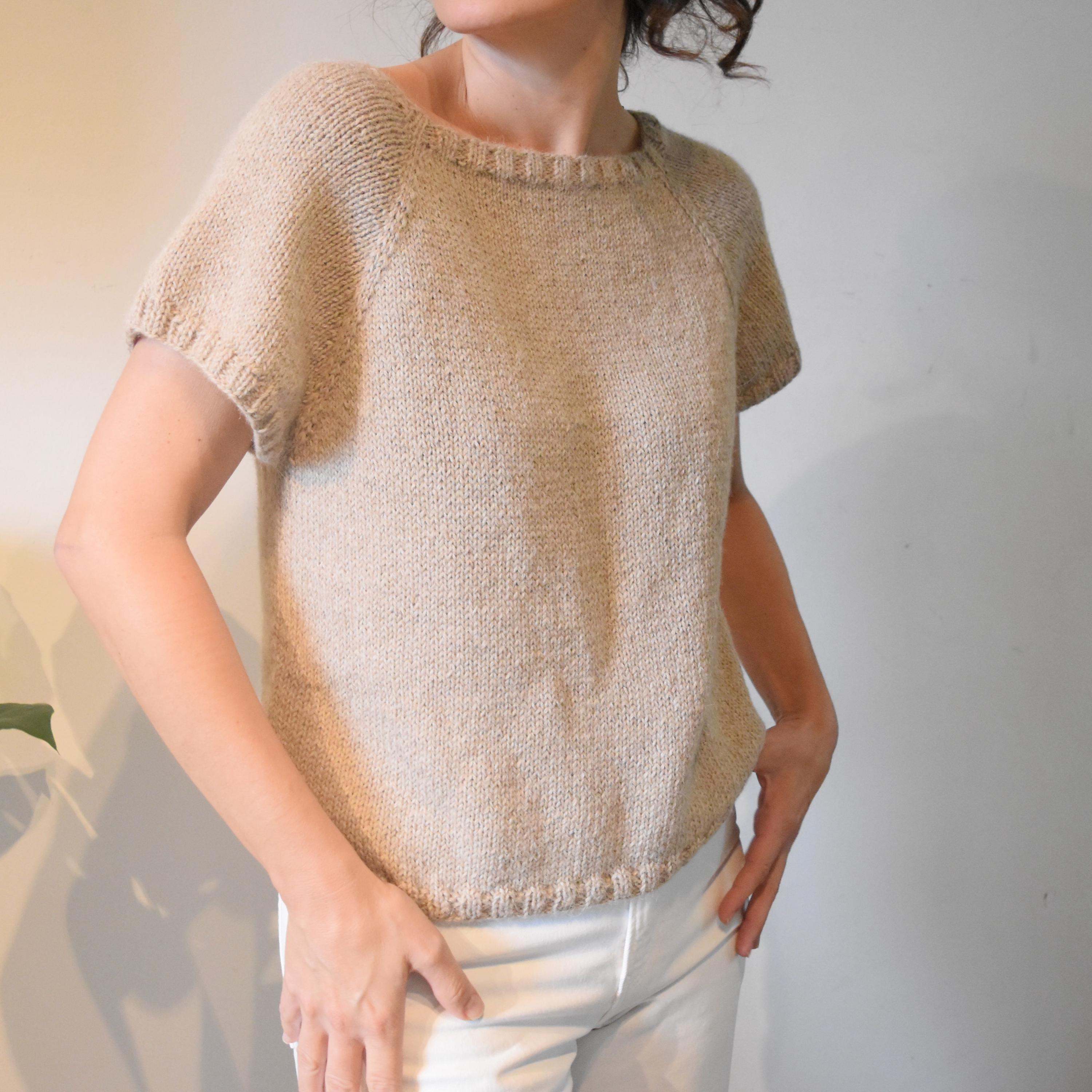 Emma Tee Knitting Pattern | Beginner Seamless Raglan Top (PDF Pattern ...
