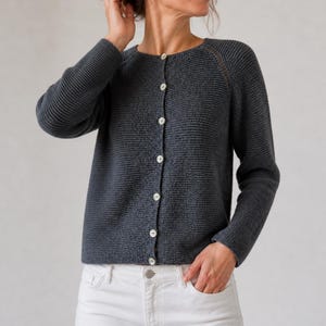 Patrón básico de punto para cárdigan: Chaqueta sin costuras ideal para principiantes (3 PDF - Inglés/Francés/Italiano)