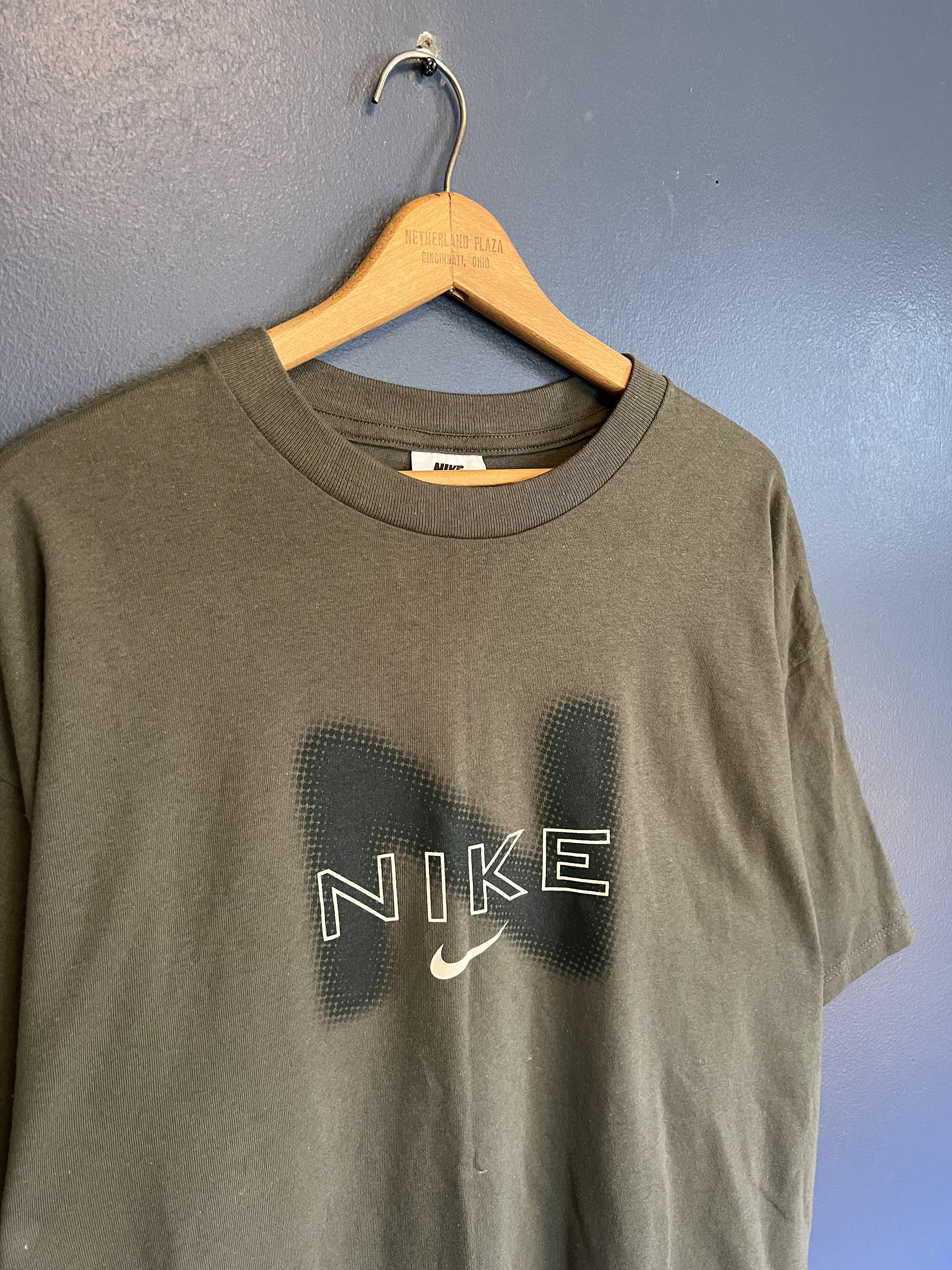 Vintage hotsell nike shirt