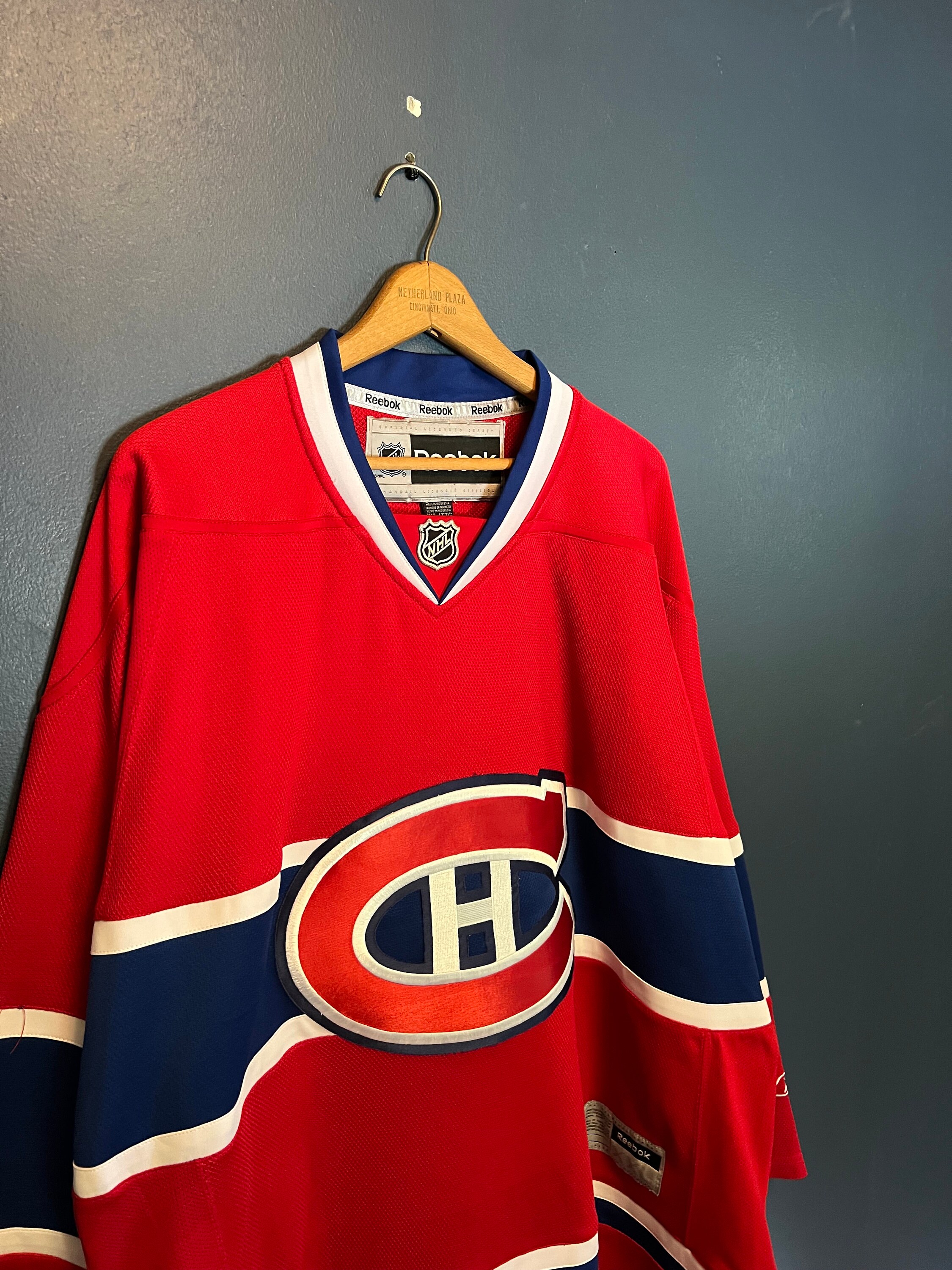 Official NHL licensed Adidas, Reebok hockey jerseys, CCM vintage