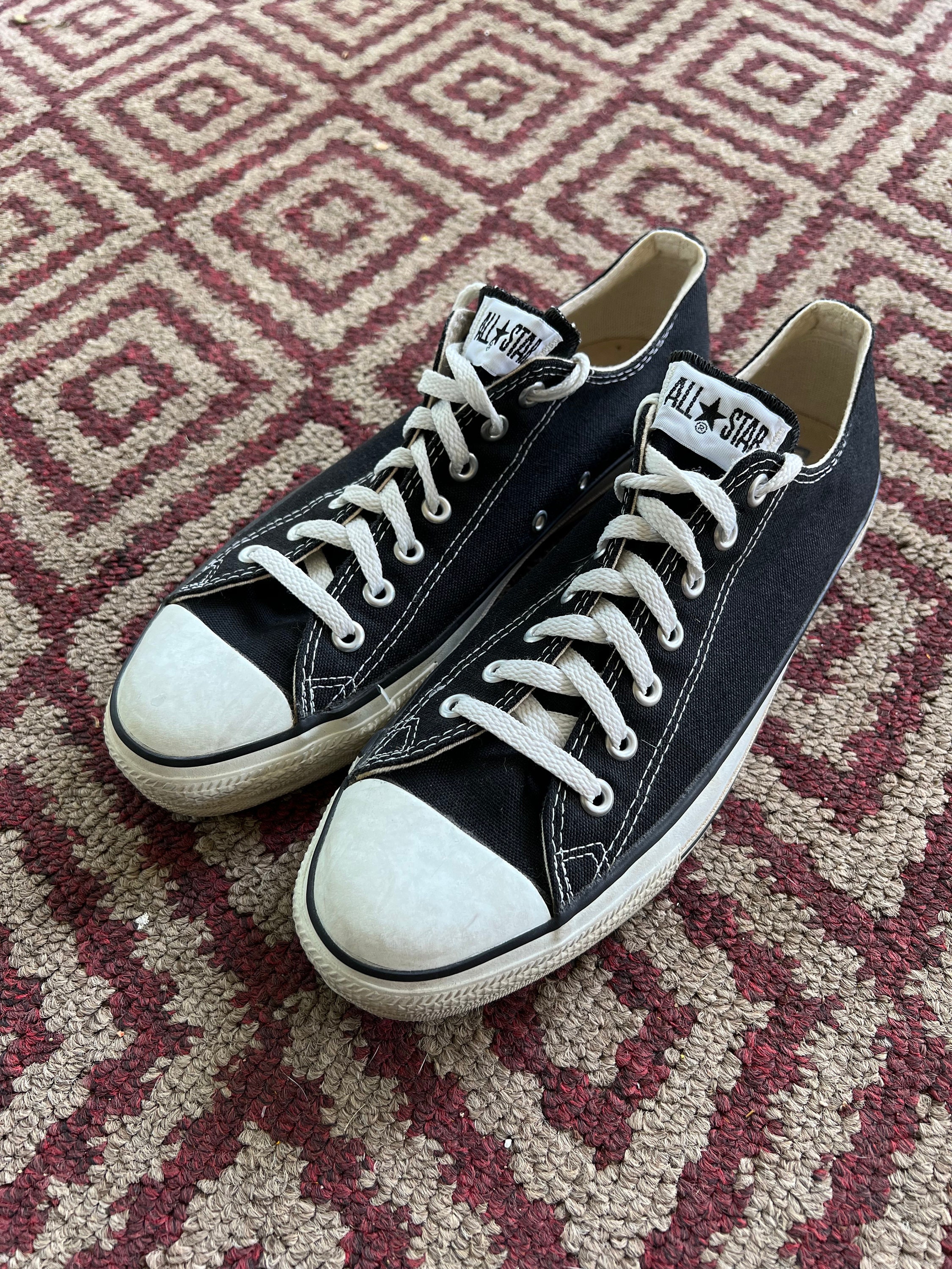 Vintage 1990s continent Converse