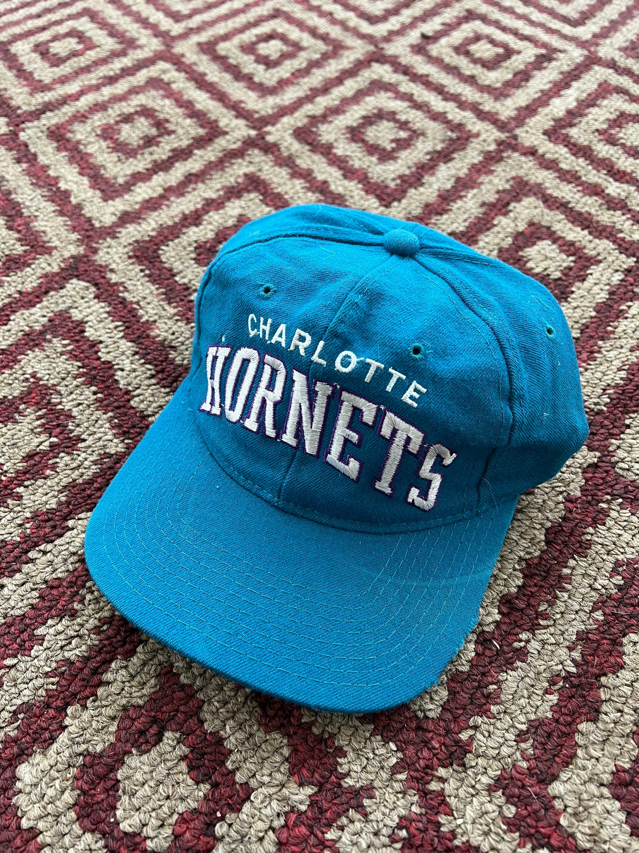 Thought you guys would like my dad's vintage hornets hat : r