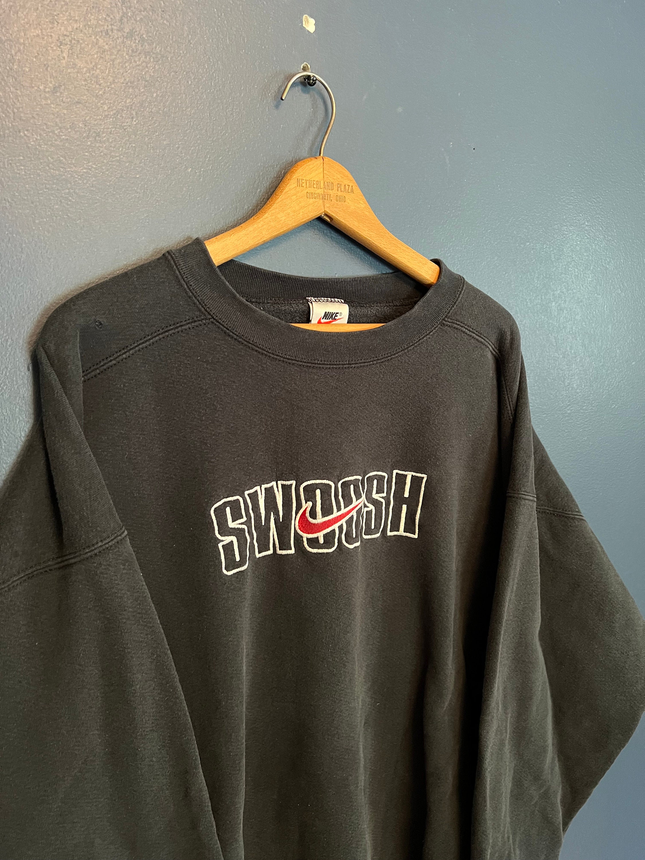 nike brown vintage crewneck