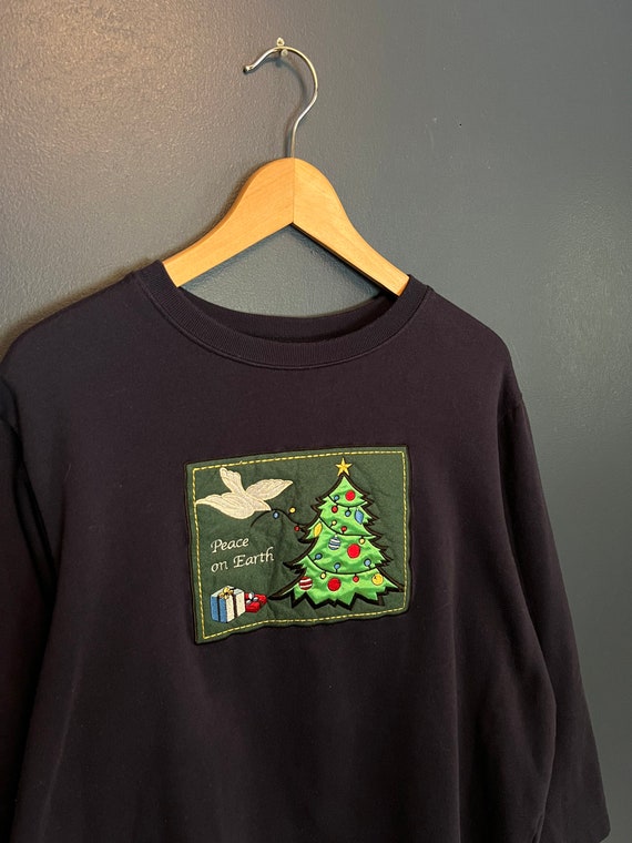 Vintage Y2K Peace On Earth Dove Christmas Crewneck