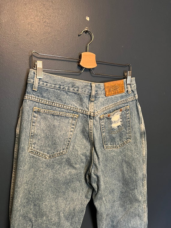 Vintage 90s Bugle Boy Light Wash Distressed Denim Basic Jeans Size