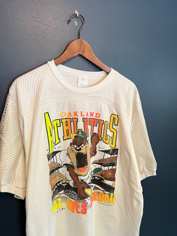 Vintage 90s MLB Baseball Oakland Athletics Taz Looney Tunes T 