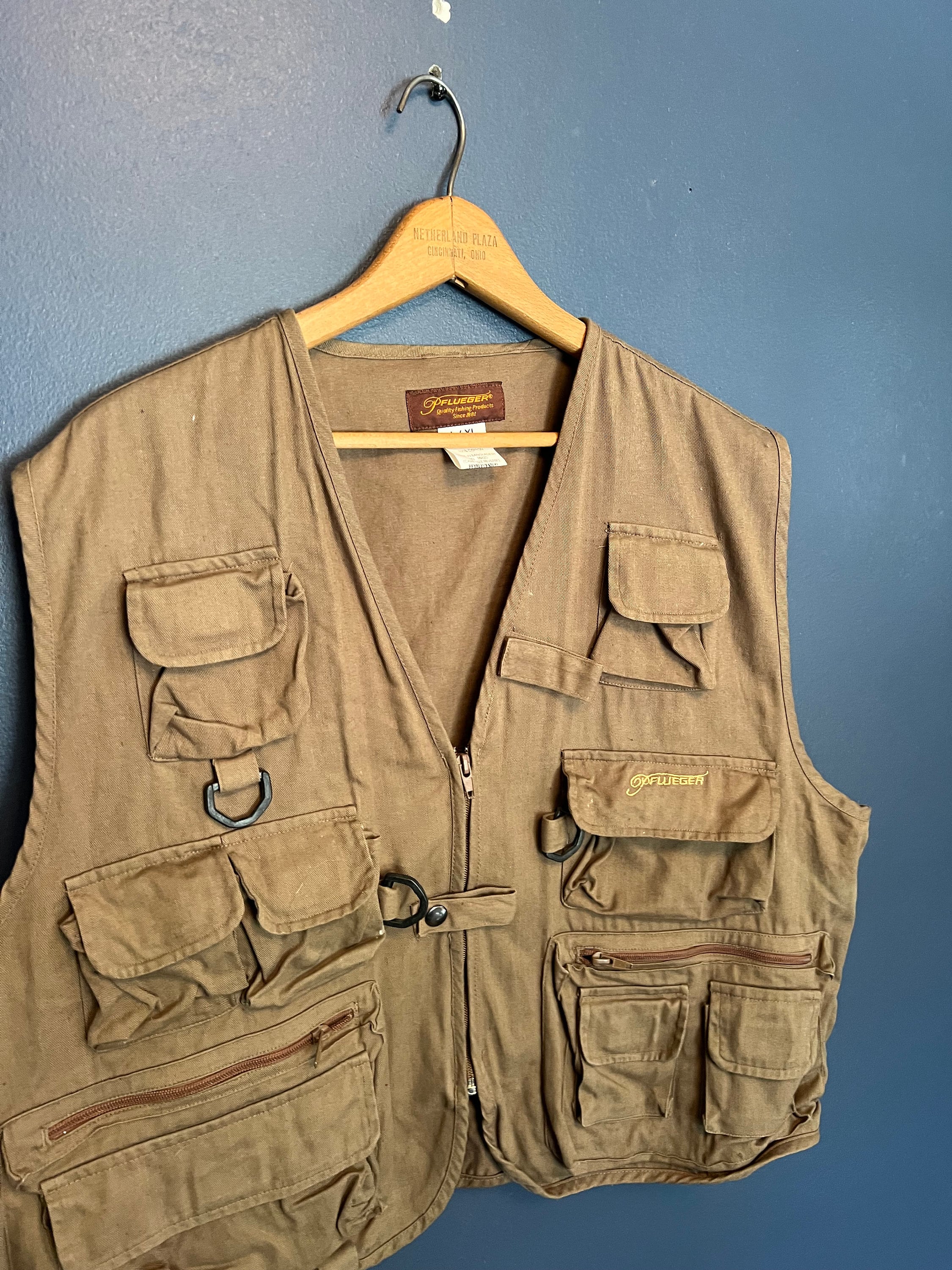 Vintage Ausable Fly Fishing Sportsman Vest Men's XXL Hunting Utility pockets