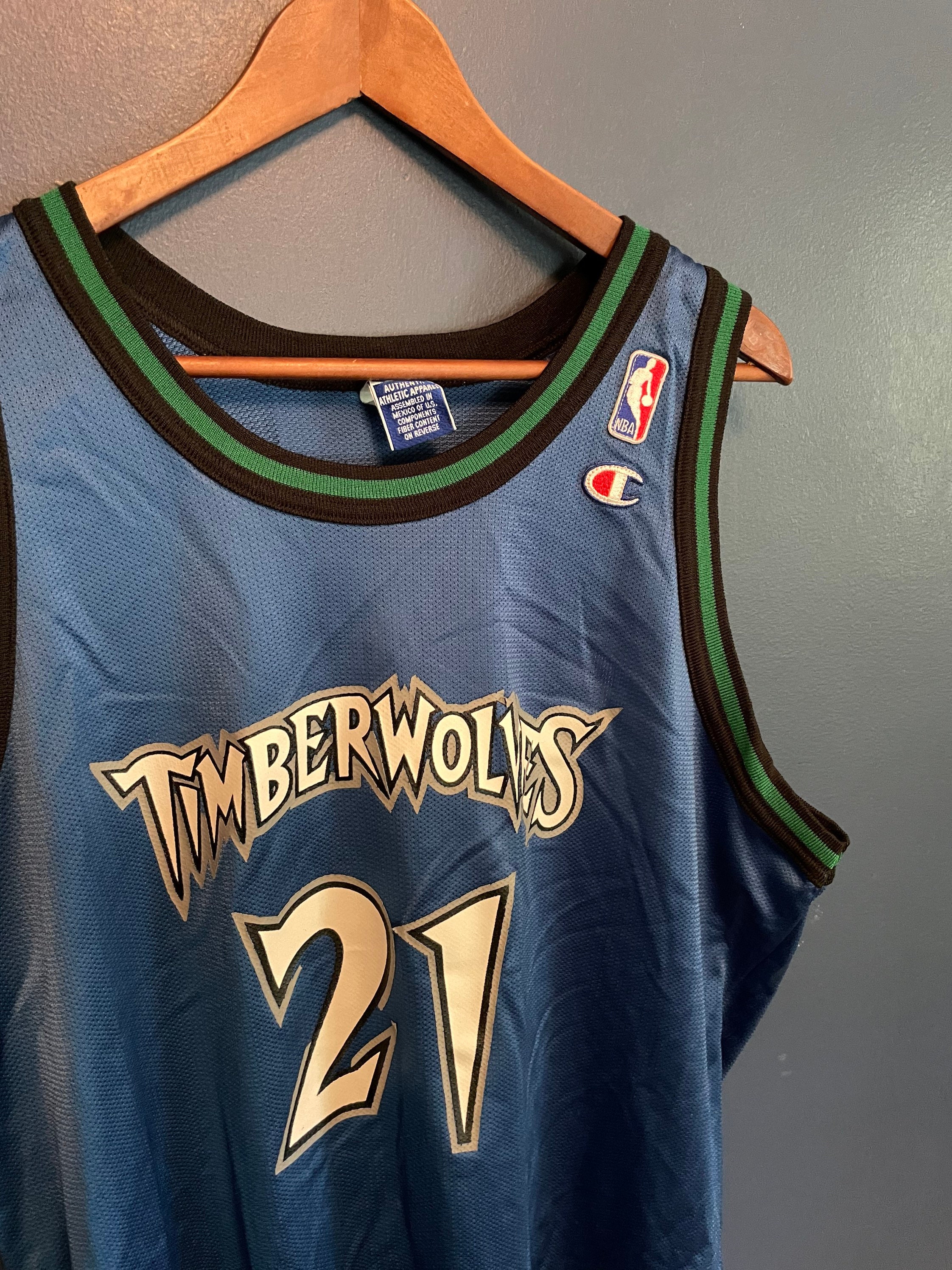 Vintage Minnesota Timberwolves William Avery Size Large 44 