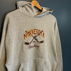 University of top minnesota hockey sweatshirt