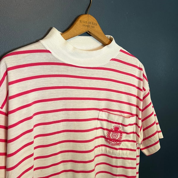 Vintage 90’s Pink Stripe Pocket Tee Size Small