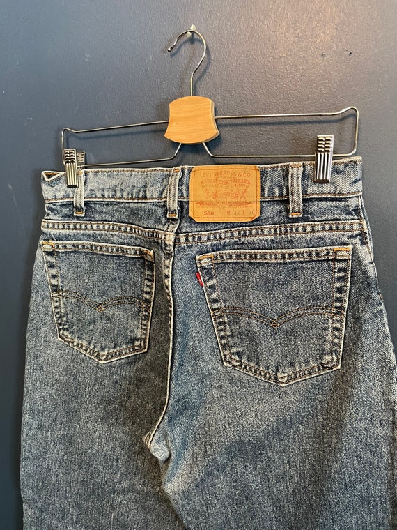 Vintage 90’s Levi’s USA Made Light Wash 550 Denim… - image 1