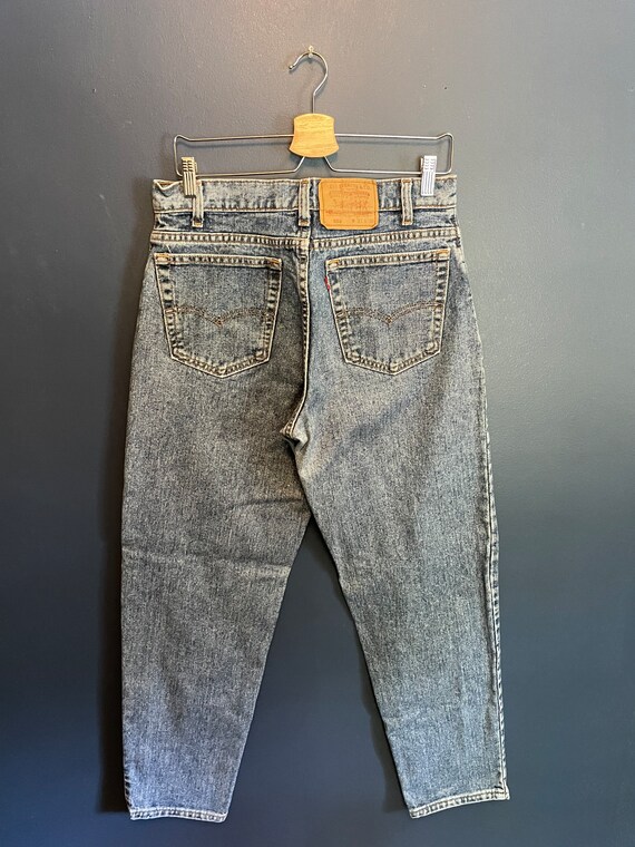 Vintage 90’s Levi’s USA Made Light Wash 550 Denim… - image 2