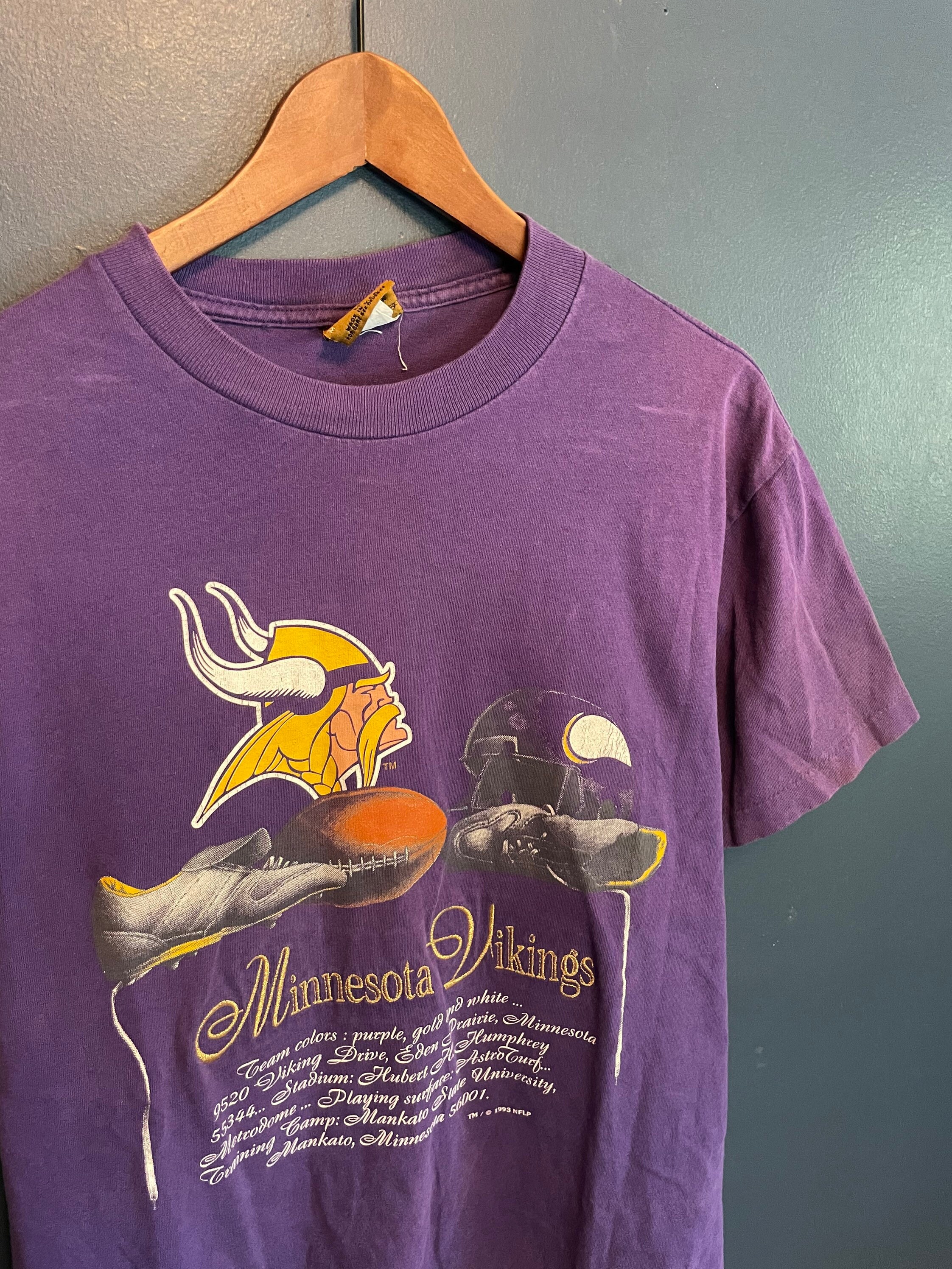 Vintage 90s Nutmeg Minnesota Vikings T Shirt Tee Size Medium pic image
