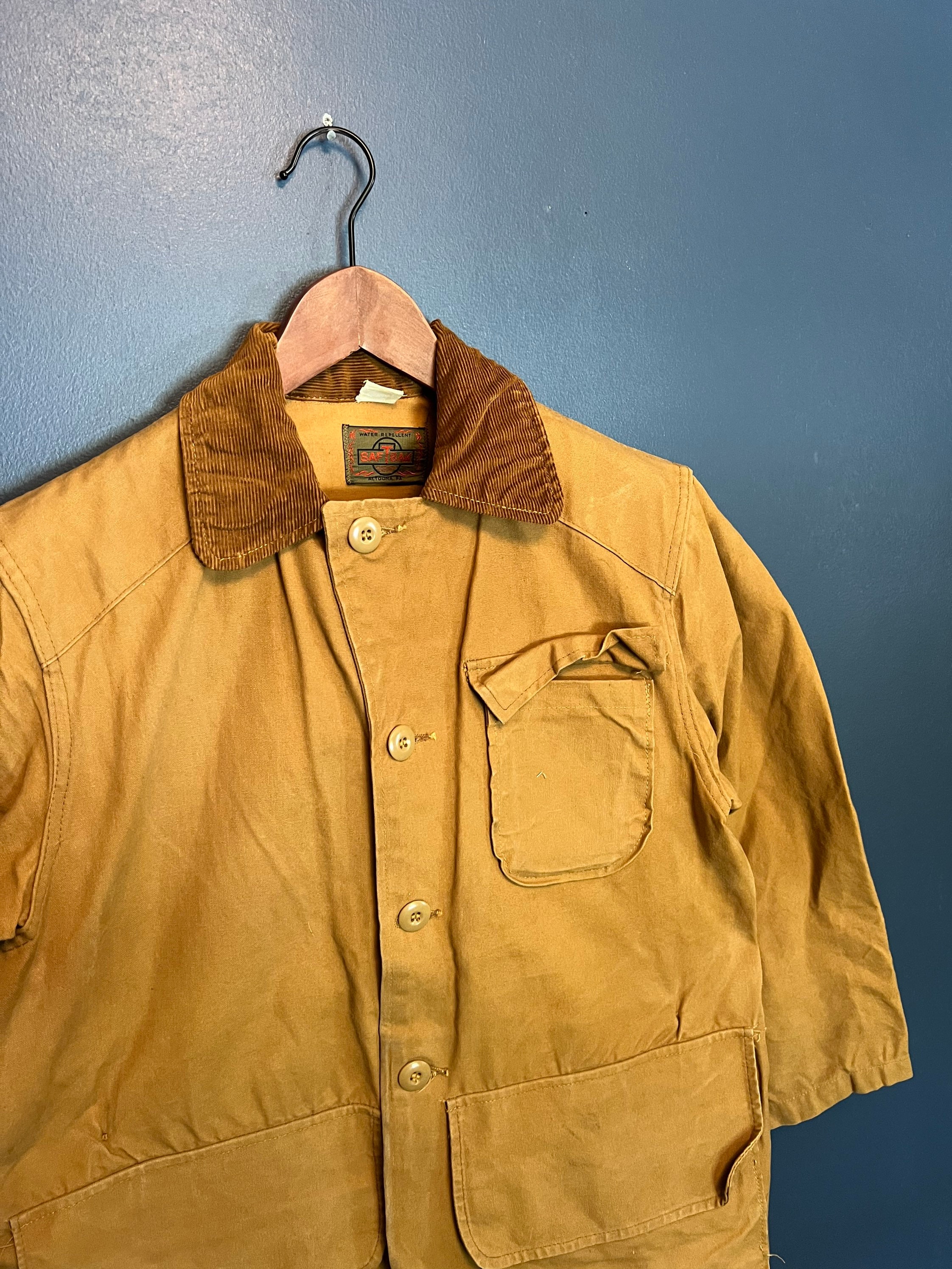 Vintage 70’s SAFTBAK Tan Canvas Hunting Jacket Size Small USA Made