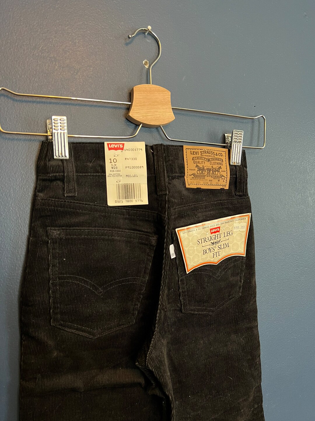 Brand New Vintage 80s Levis Straight Leg Black Corduroy Denim Jeans