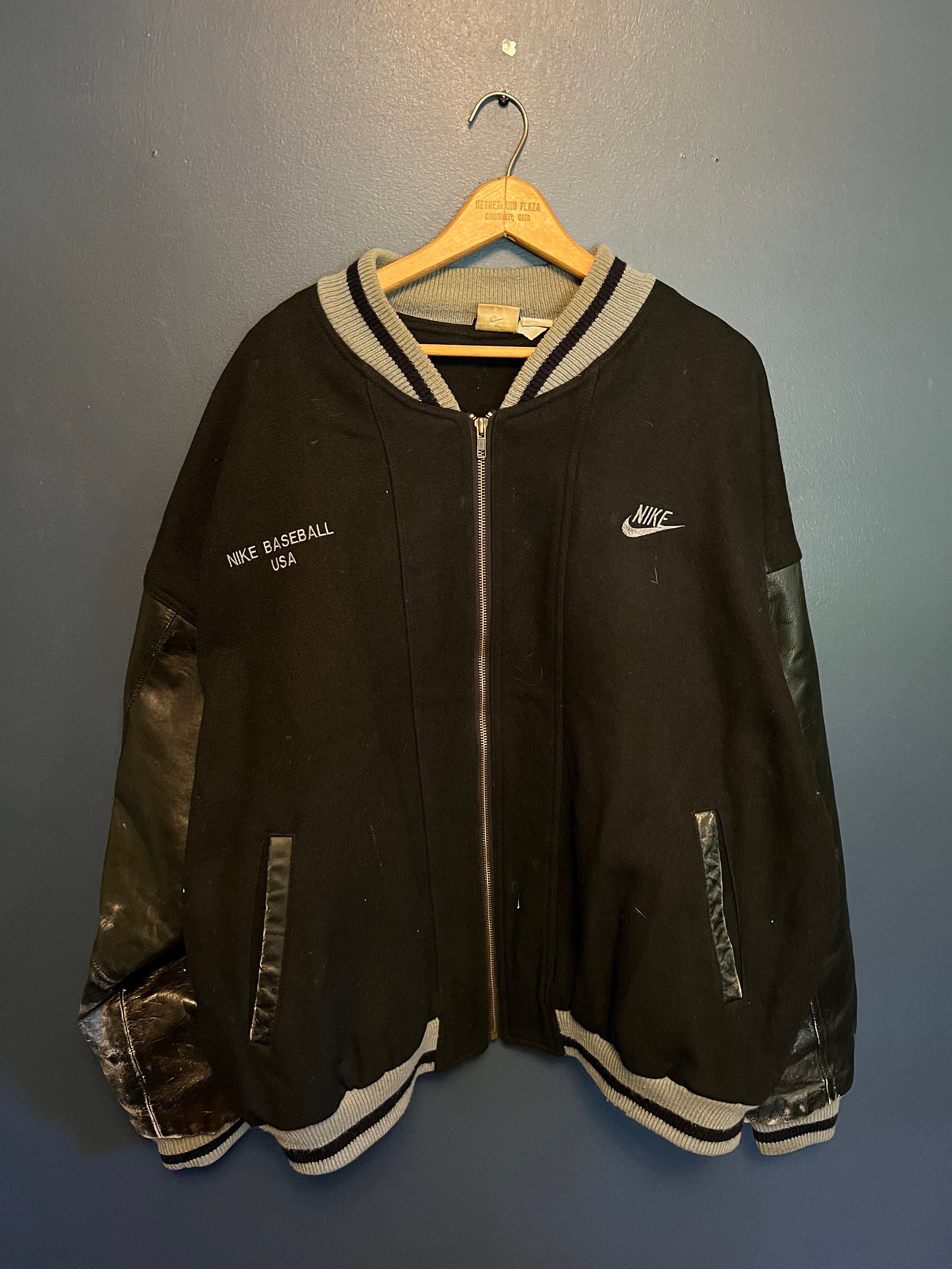 Nike jacket shop leather