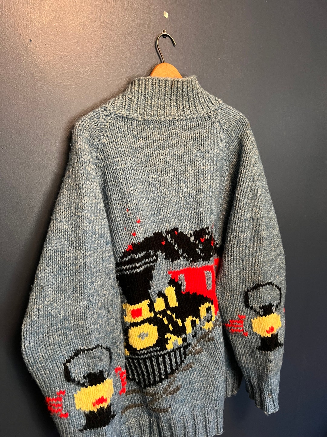 VTG  USA MENS NATIVE CANADA COWICHAN GRAPHIC KNIT ROCKABILLY CARDIGAN 44” (40)