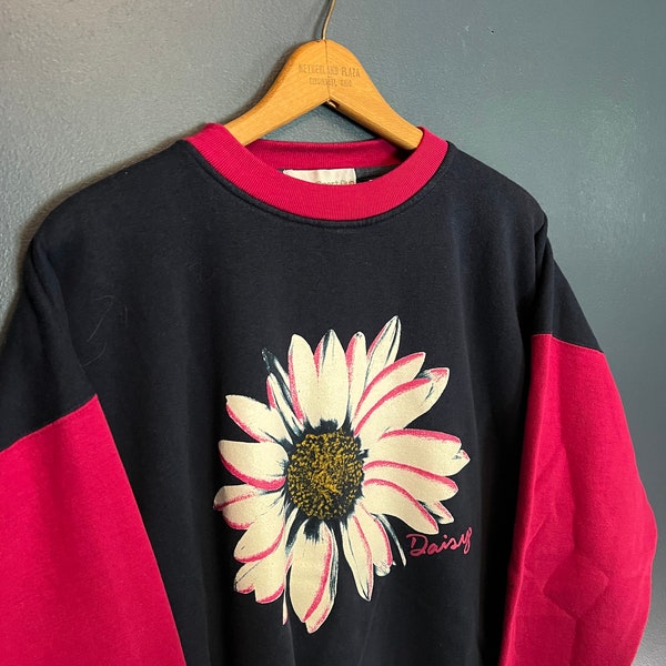 Vintage 90’s Paris Sports Club Daisy Flower Crewneck Size Women’s XL