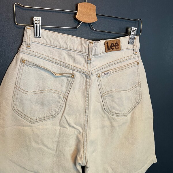 Vintage 90’s Lee White Denim Jorts Size Women’s 9 USA Made