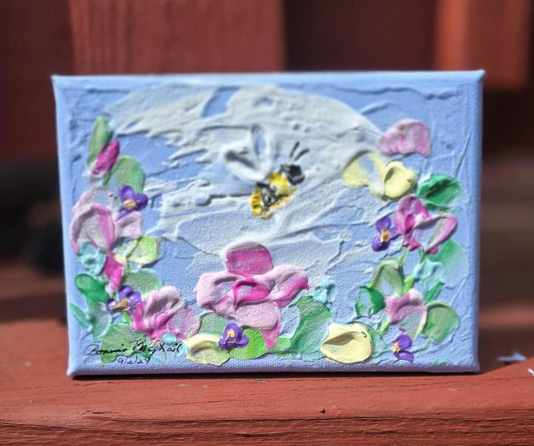 Susan Lange Designs Acrylic Frame 5x7 Bee main image 0