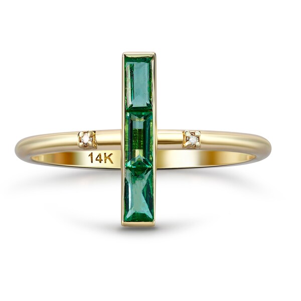 14k gold ring with natural Emeralds. Baguette emerald ring. Minimalist emerald ring. Unisex ring. May Birthstone Ring. Emerald gold ring.