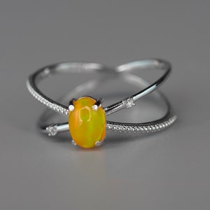 Cabochon opal 14k gold ring/ Casual opal ring/ Oval opal ring/ Multicolor opal ring/ Dainty opal ring/ October birthstone ring