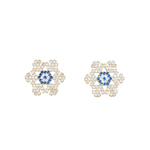 Snowflake 14k gold studs/  Snow gold Earrings/ Christmas Earrings Jewelry/ Christmas Present for her/ Sparkly gold Earrings