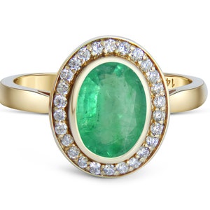 Emerald and diamonds 14k gold ring/ Oval Emerald gold ring/ Emerald diamond halo ring/ Green gemstone ring/ May birthstone ring