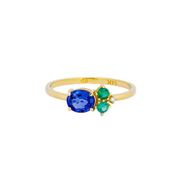 Oval sapphire, tsavorite and diamonds 14k gold ring. Blue sapphire gold ring. Sapphire cluster ring. Sapphire engagement ring.