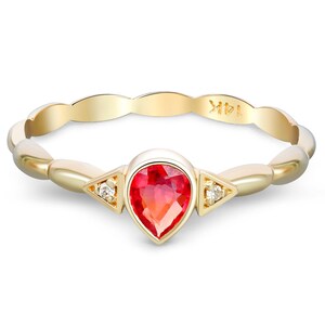 Anillo de oro de 14k con zafiro en forma de pera / Anillo de zafiro naranja / Anillo con piedra de nacimiento de septiembre / Anillo de zafiro pequeño / Anillo de zafiro minimalista